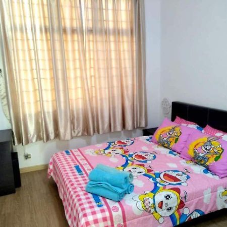 Comfortable Homestay Cheng Melaka Batu Berendam 外观 照片